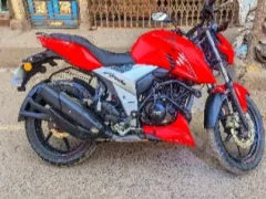 TVS Apache RTR 160 4V